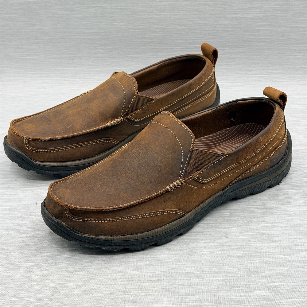 Skechers Men's 11 E Wide Brown Leather Loafers Relaxed Fit Superior Gains